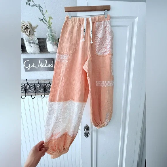 POL Coral Lace Trim Pants - Picture 1 of 10